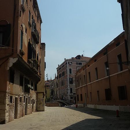 Ca' Badoer West Studio Venecia Exterior foto