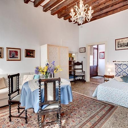 Ca' Badoer West Studio Venecia Exterior foto