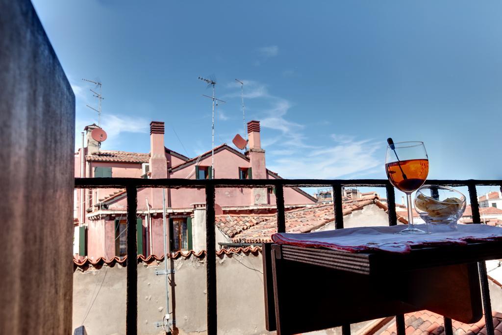Ca' Badoer West Studio Venecia Exterior foto